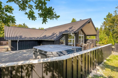 Foto 1 - Casa de 4 quartos em Saltum com terraço e banheira de hidromassagem