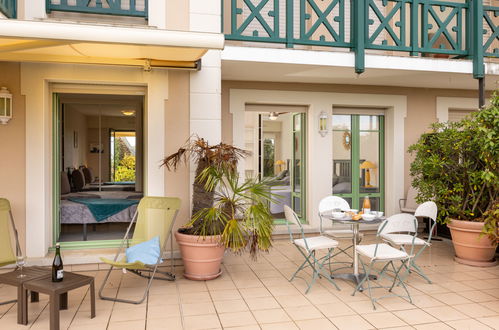 Photo 16 - 2 bedroom Apartment in Dinard with garden and terrace