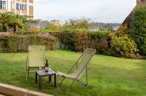 Photo 2 - Appartement de 2 chambres à Dinard avec jardin et terrasse