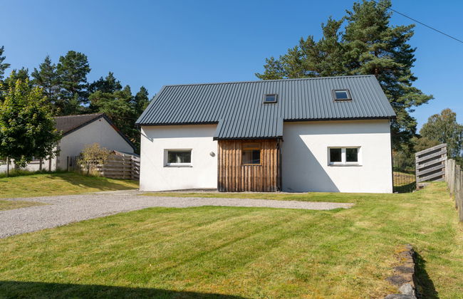 4 bedroom House in Nethy Bridge with garden - Photo 27
