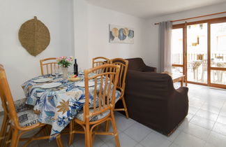 Photo 2 - 3 bedroom Apartment in Calp with swimming pool and terrace