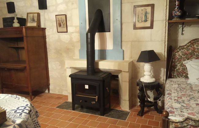 Maison de 1 chambre à Huismes avec jardin et terrasse - Photo 8
