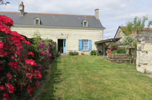 Photo 1 - Maison de 1 chambre à Huismes avec jardin et terrasse