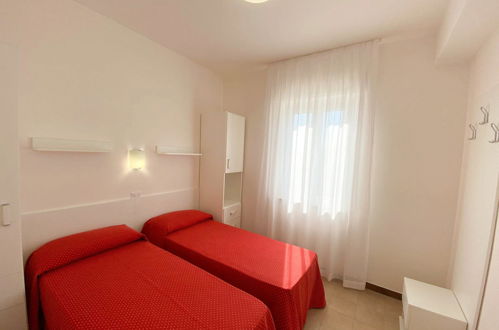 Foto 10 - Apartment mit 2 Schlafzimmern in Bolsena mit schwimmbad und garten