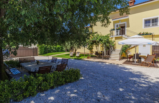 Apartamento de 2 quartos em Poreč com piscina e jardim - Foto 20