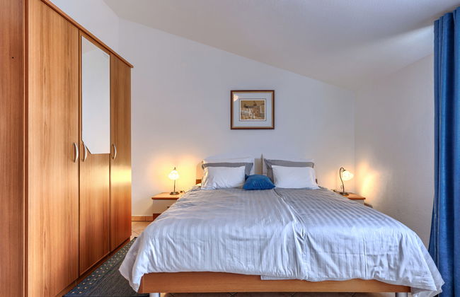Apartamento de 2 quartos em Poreč com piscina e jardim - Foto 7