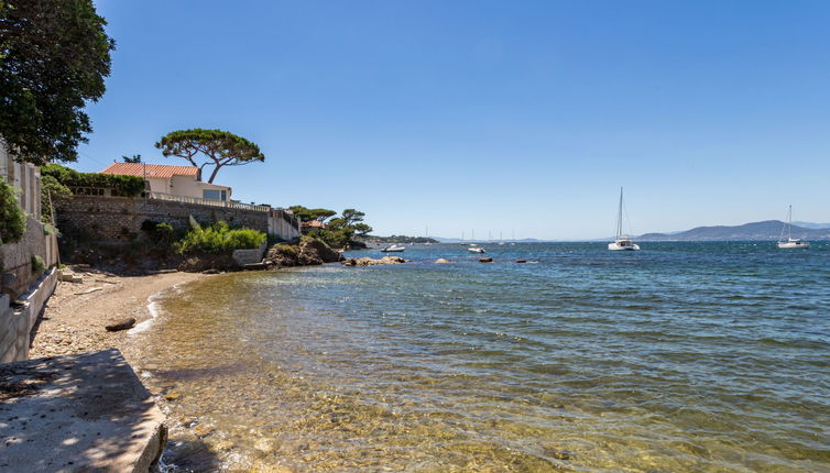 Foto 1 - Haus mit 3 Schlafzimmern in Hyères mit garten und blick aufs meer