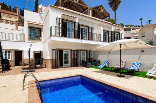 Photo 4 - 4 bedroom House in Almuñécar with private pool and garden