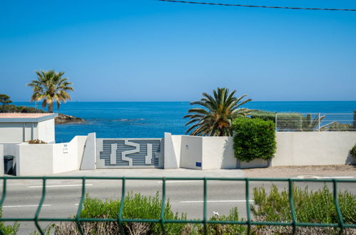 Photo 1 - Appartement de 1 chambre à Fréjus avec terrasse et vues à la mer