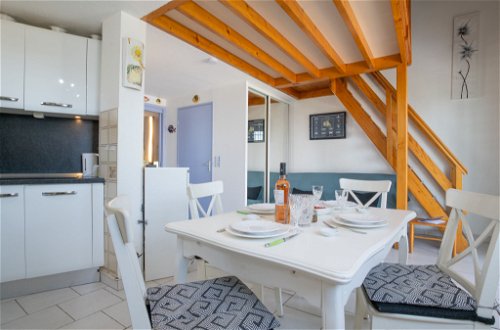 Foto 8 - Apartamento de 1 habitación en Fréjus con terraza y vistas al mar