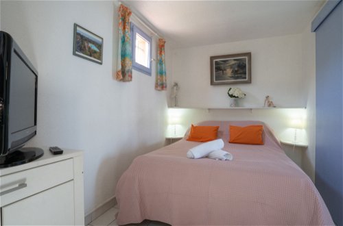 Foto 12 - Apartment mit 1 Schlafzimmer in Fréjus mit terrasse und blick aufs meer