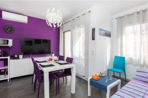 Foto 3 - Apartment mit 1 Schlafzimmer in Lloret de Mar mit schwimmbad und blick aufs meer