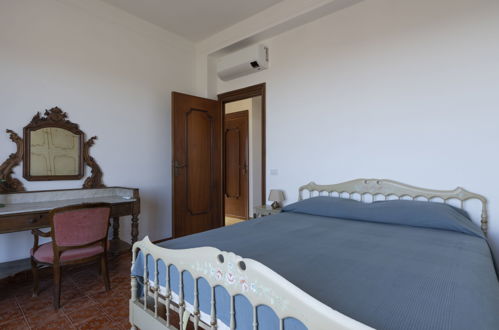 Foto 13 - Casa de 5 habitaciones en Diano Castello con vistas al mar