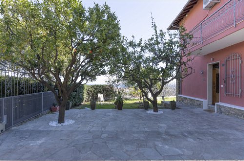 Photo 33 - 5 bedroom House in Diano Castello with sea view