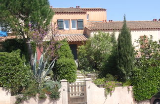 Photo 3 - Maison de 2 chambres à Gassin avec piscine et jardin