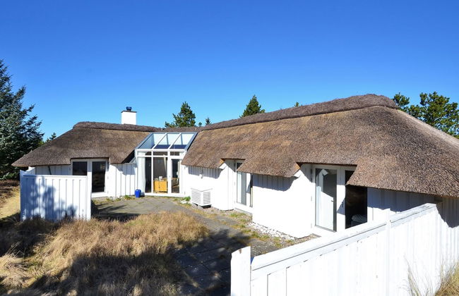 Casa de 4 quartos em Fjerritslev com piscina e terraço - Foto 1
