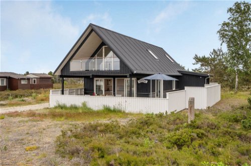 Photo 1 - Maison de 4 chambres à Vesterø Havn avec terrasse et sauna