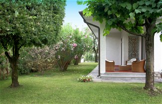 Photo 3 - 6 bedroom House in Forte dei Marmi with garden and sea view