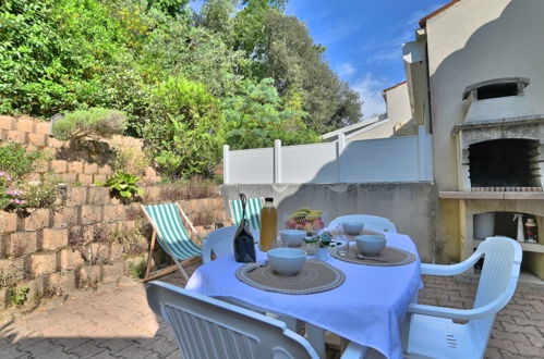 Photo 22 - 2 bedroom House in Dolus-d'Oléron with terrace and sea view