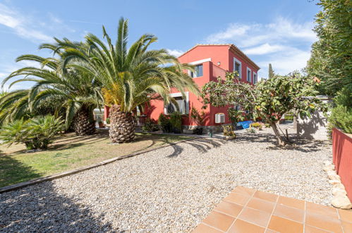 Foto 1 - Casa de 4 quartos em Peralada com piscina privada e jardim