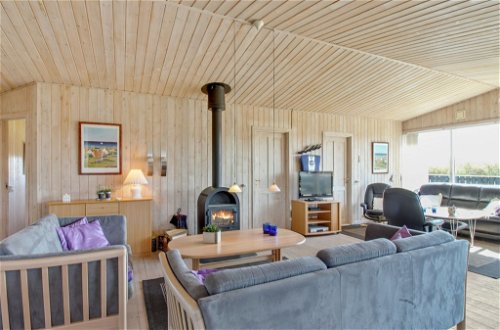 Foto 5 - Casa con 4 camere da letto a Tarm con terrazza e sauna