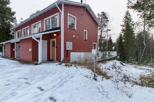 Foto 2 - Casa de 1 habitación en Pelkosenniemi con sauna y vistas a la montaña