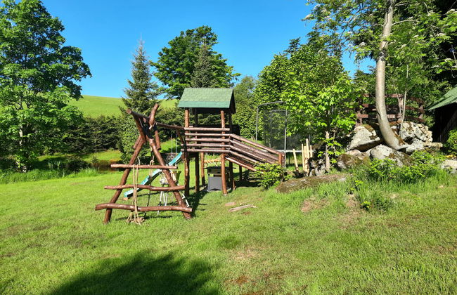 Casa de 4 quartos em Desná com jardim e sauna - Foto 39