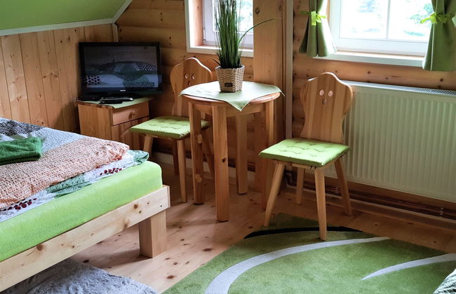 Casa de 4 quartos em Desná com jardim e sauna - Foto 20