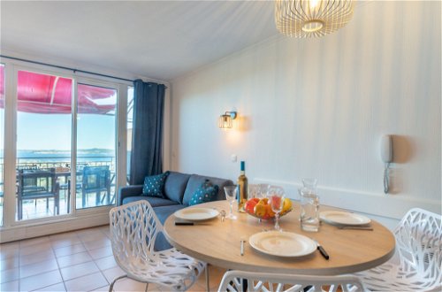 Foto 2 - Apartamento de 2 quartos em Grimaud com piscina e vistas do mar