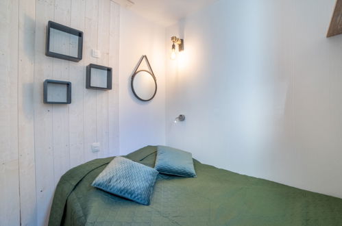 Foto 10 - Appartamento con 2 camere da letto a Grimaud con piscina e vista mare