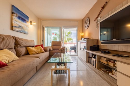 Photo 2 - 2 bedroom Apartment in Salou with terrace and sea view