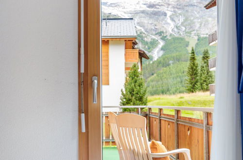 Foto 15 - Appartamento con 3 camere da letto a Saas-Fee