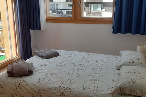 Foto 6 - Appartamento con 3 camere da letto a Saas-Fee