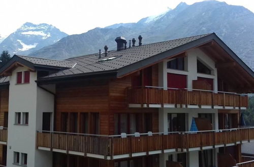 Foto 11 - Appartamento con 3 camere da letto a Saas-Fee