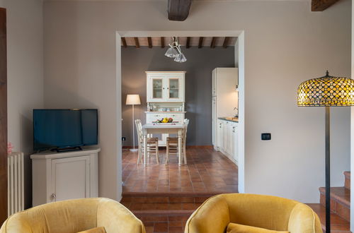 Photo 10 - 1 bedroom House in Volterra with private pool and garden