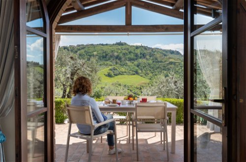 Foto 13 - Casa de 1 habitación en Volterra con piscina privada y jardín