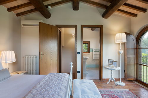 Photo 18 - Maison de 1 chambre à Volterra avec piscine privée et jardin