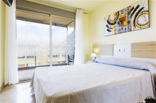 Foto 5 - Appartamento con 2 camere da letto a Oropesa del Mar con piscina e vista mare