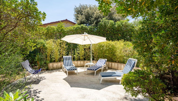 Photo 1 - Maison de 4 chambres à Fréjus avec jardin et vues à la mer