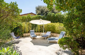 Photo 1 - Maison de 4 chambres à Fréjus avec jardin et vues à la mer