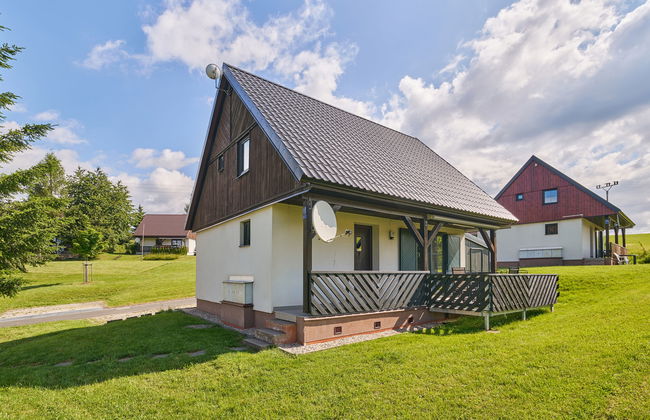 Casa de 3 quartos em Černý Důl com piscina e jardim - Foto 20