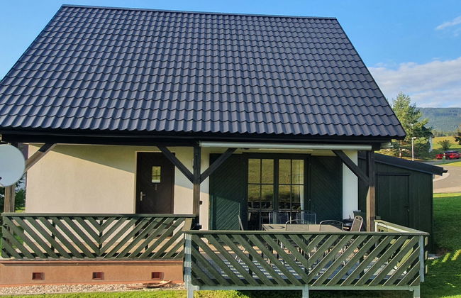 Casa de 3 quartos em Černý Důl com piscina e jardim - Foto 1