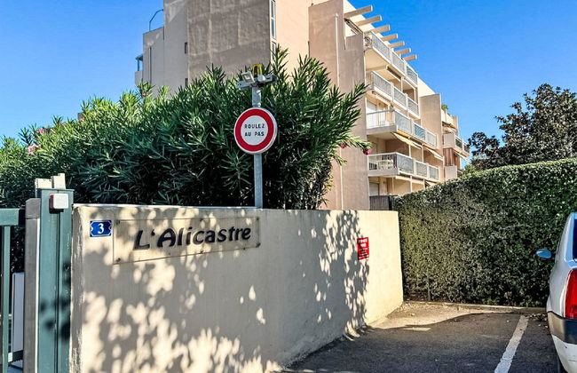 Apartamento de 2 quartos em Le Lavandou com jardim e terraço - Foto 11