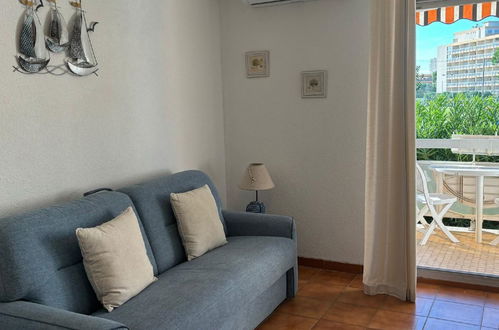 Foto 6 - Apartamento de 1 quarto em Le Lavandou com jardim e terraço