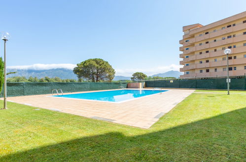 Photo 19 - Appartement de 2 chambres à Roses avec piscine et jardin