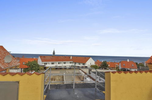 Photo 4 - 1 bedroom Apartment in Gudhjem with swimming pool and terrace