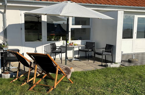 Foto 1 - Apartamento em Allinge com piscina e terraço