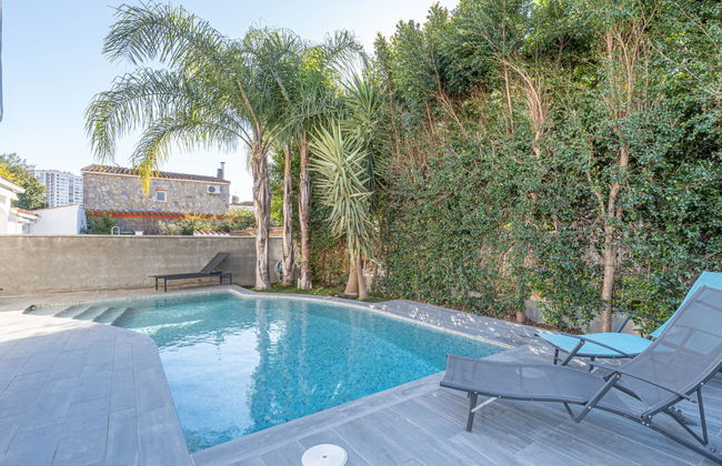 6 bedroom House in Castelló d'Empúries with private pool and garden - Photo 28