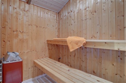 Foto 17 - Casa de 3 habitaciones en Bjert con terraza y sauna