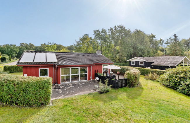 Casa de 2 quartos em Fårvang com piscina e terraço - Foto 1